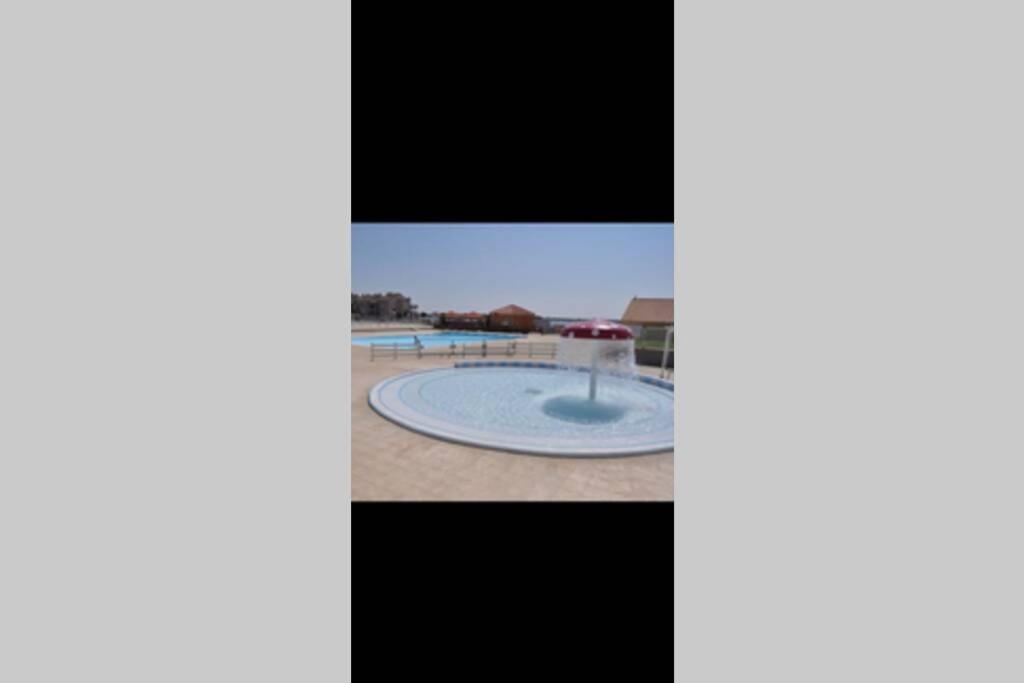 Bel Appartement Vue Sur Le Lac Marin Avec Piscine 르발카레스 외부 사진